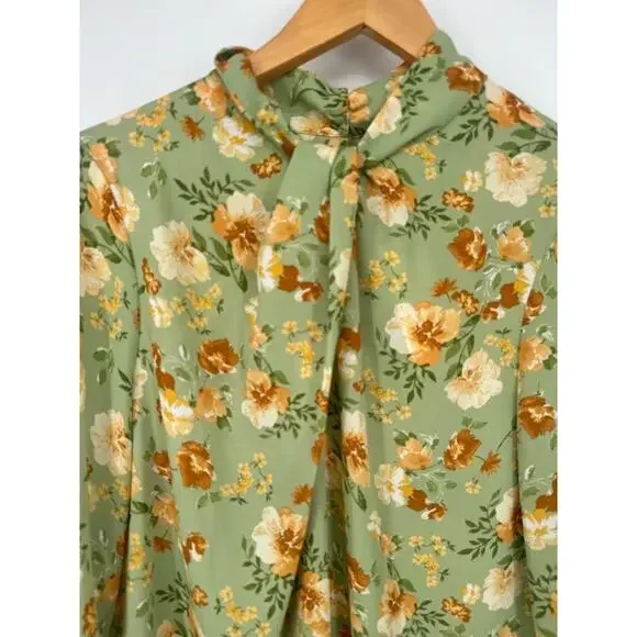 Pleione Women’s Medium Green Floral Long Sleeve Blouse Top Boho Romantic Cottage - Picture 2 of 8